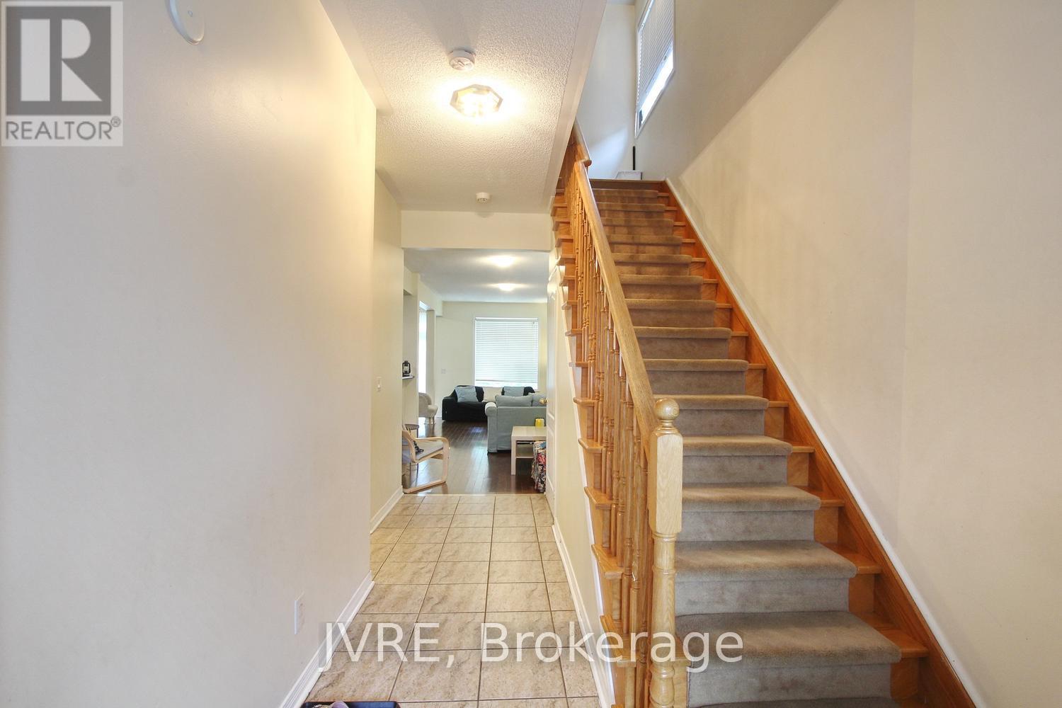 3118 Cabano Crescent, Mississauga, Ontario  L5M 0C4 - Photo 2 - W13514314