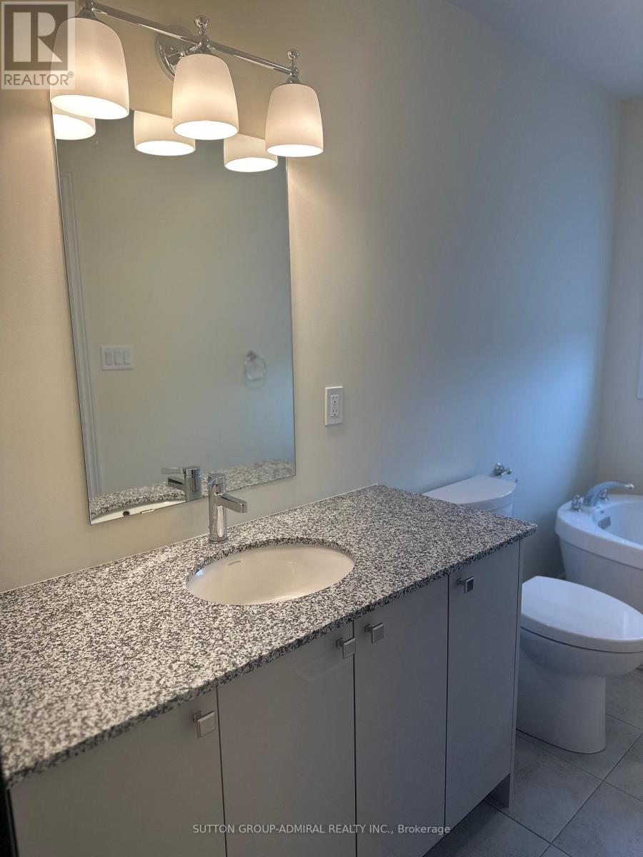 2 Bovey Street, Whitby, Ontario  L1P 0M7 - Photo 12 - E13523106