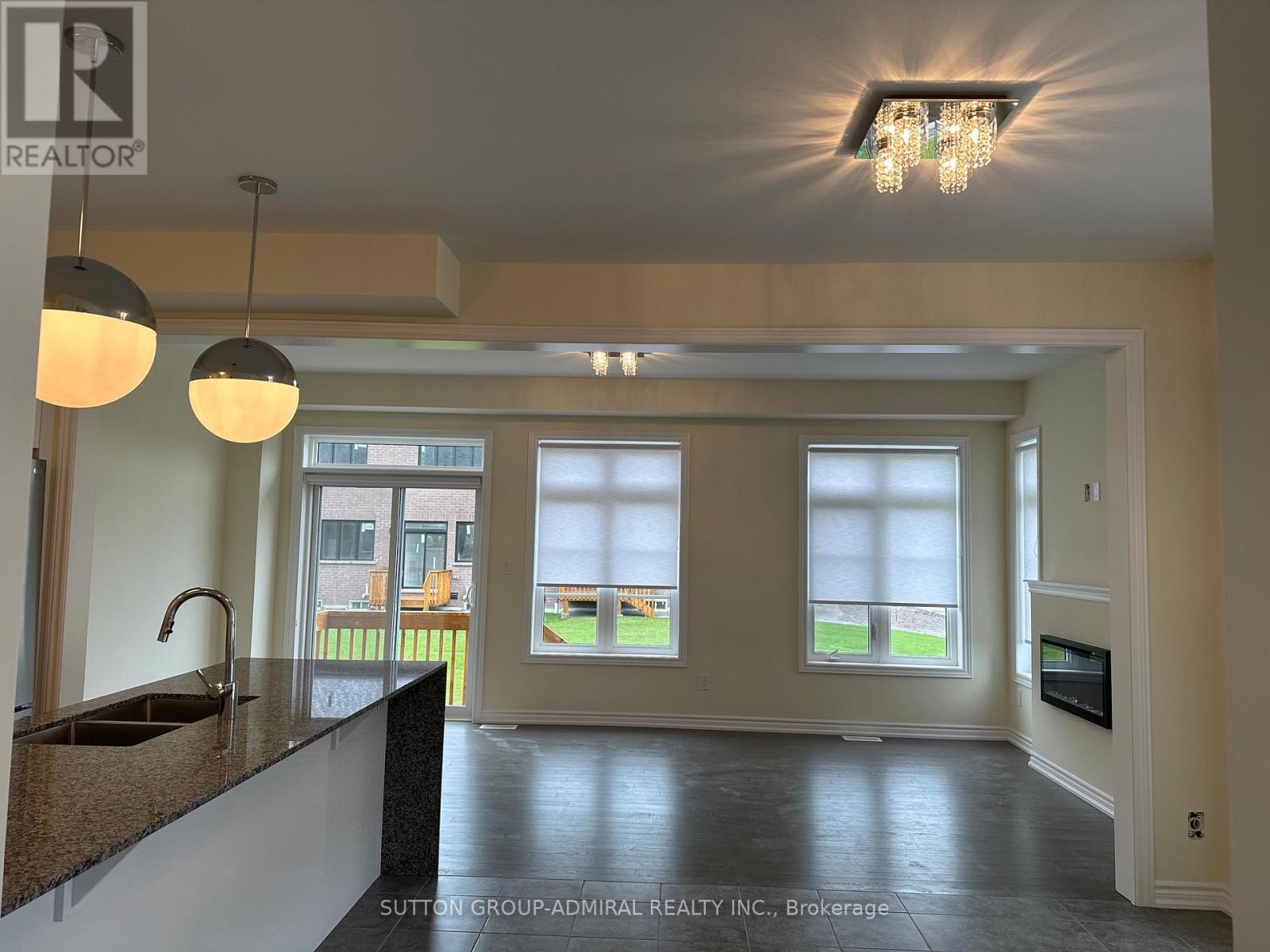 2 Bovey Street, Whitby, Ontario  L1P 0M7 - Photo 2 - E13523106