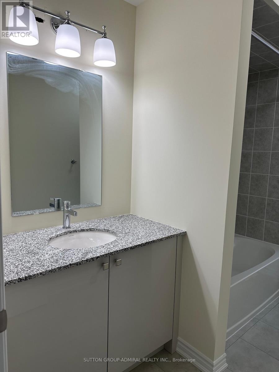 2 Bovey Street, Whitby, Ontario  L1P 0M7 - Photo 8 - E13523106