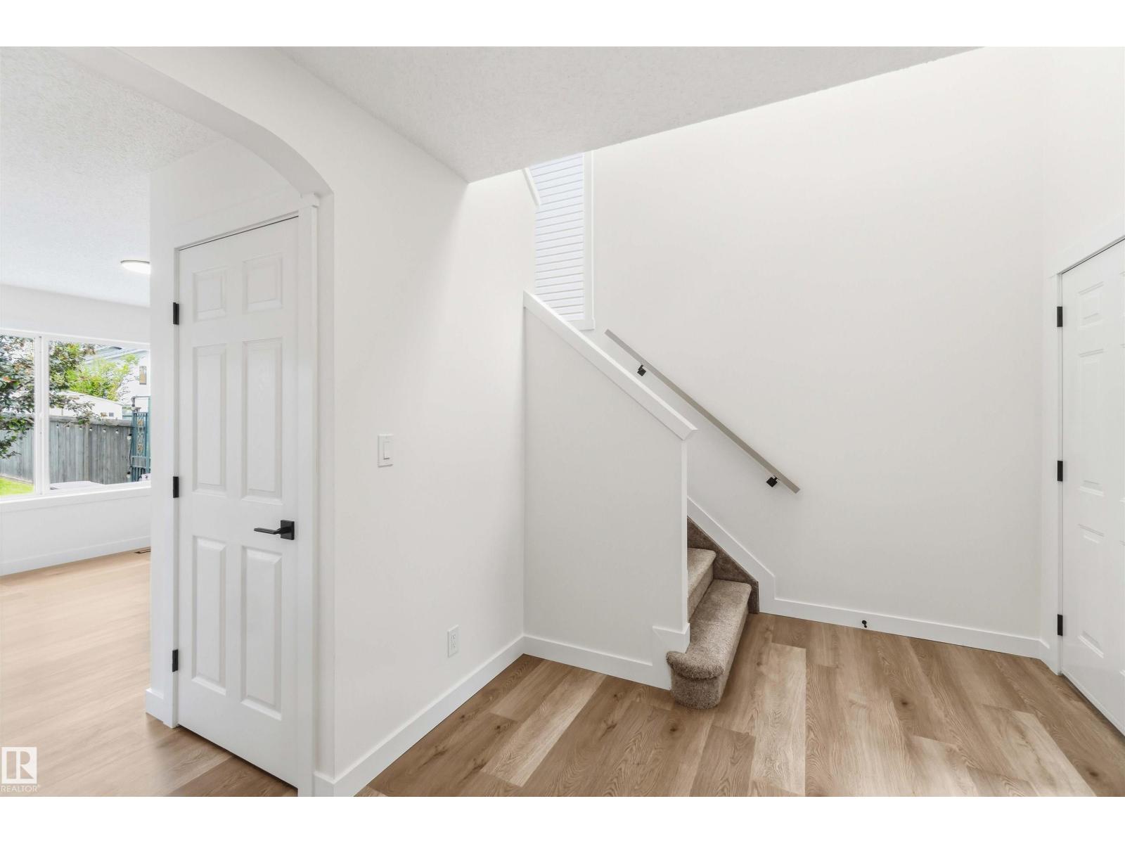 299 Westwood Pt, Fort Saskatchewan, Alberta  T8L 4N5 - Photo 5 - E4497120