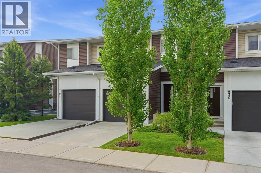 34 Walden Lane SE, Calgary, Alberta  T2X 2A7 - Photo 3 - A2326093