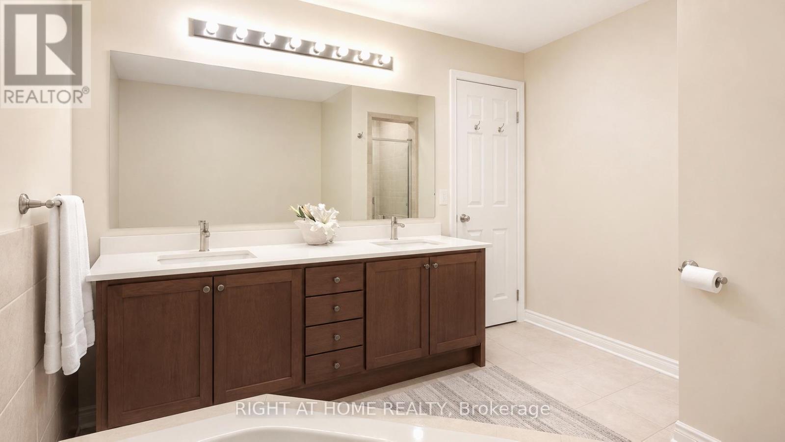 10 - 8900 Bathurst Street, Vaughan, Ontario  L4J 8A7 - Photo 31 - N13491226