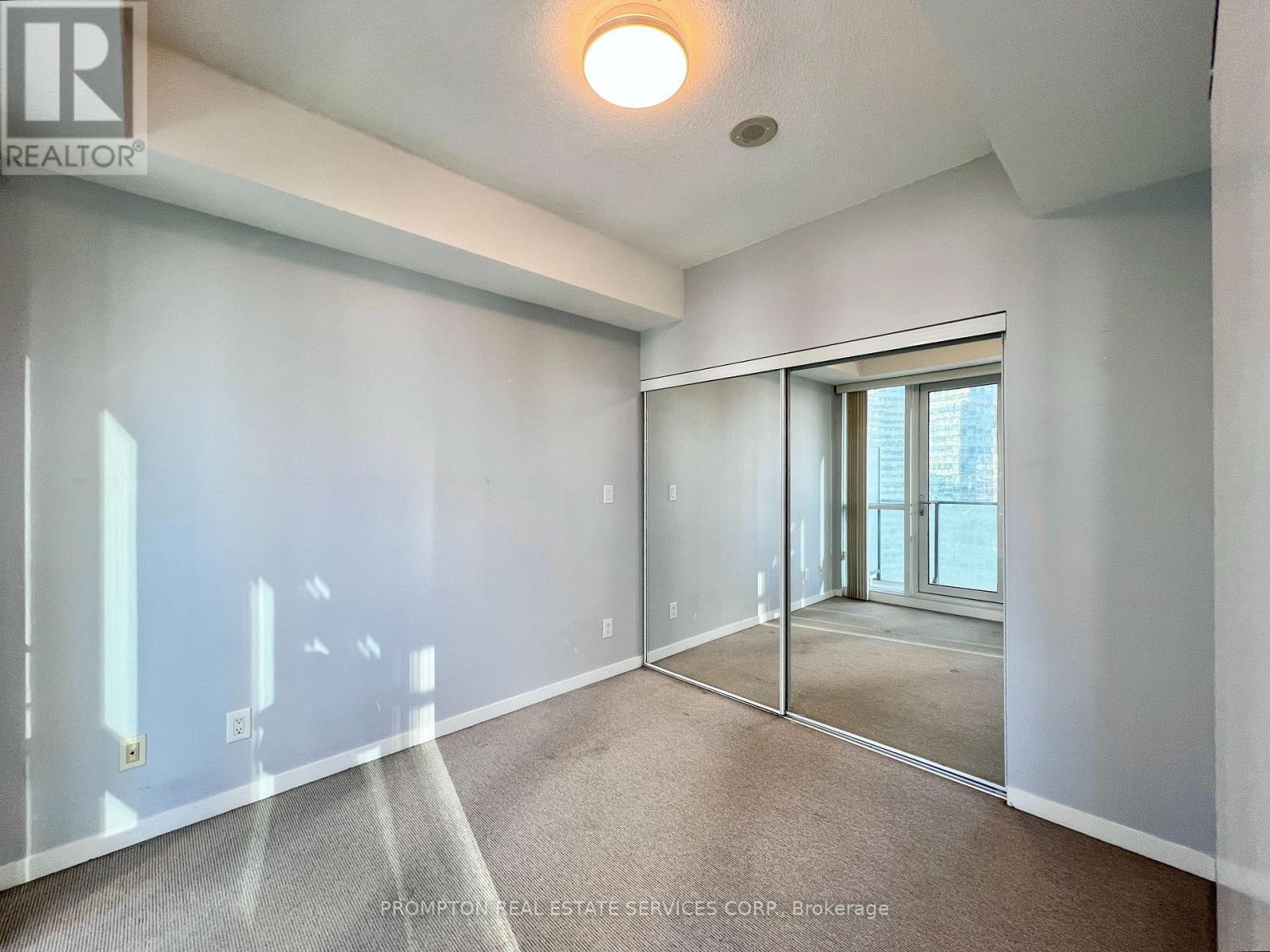 1910 - 65 Bremner Boulevard, Toronto, Ontario  M5J 0A7 - Photo 10 - C13523180