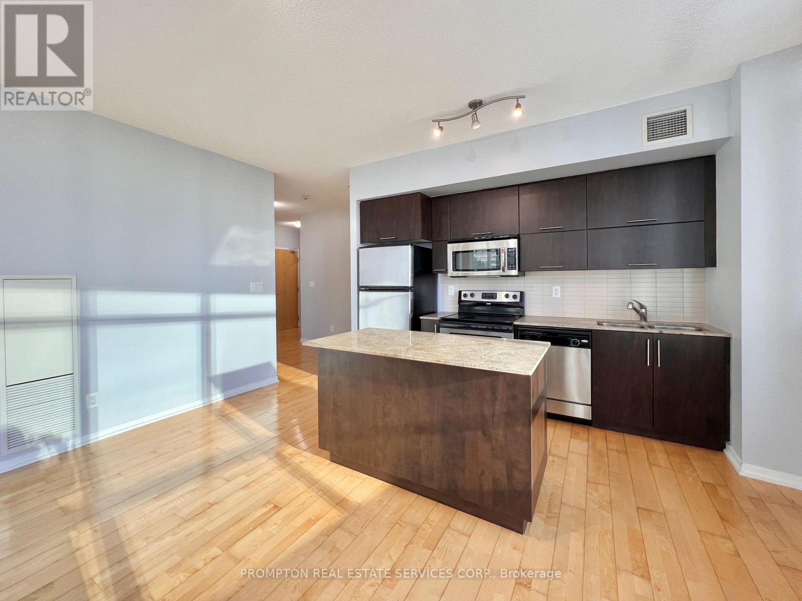 1910 - 65 Bremner Boulevard, Toronto, Ontario  M5J 0A7 - Photo 16 - C13523180
