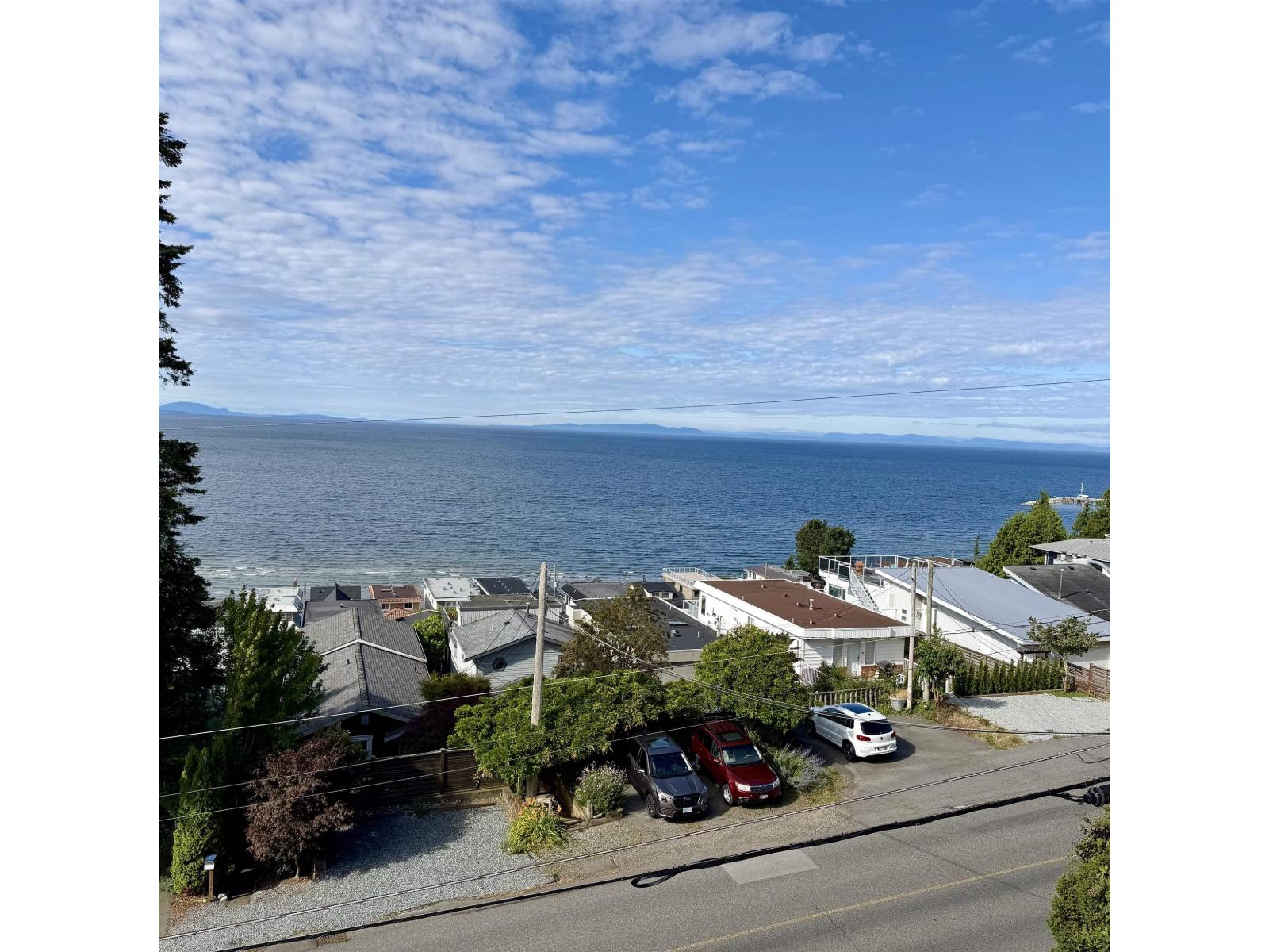 15477 Columbia Avenue, White Rock, British Columbia  V4B 1K3 - Photo 32 - R3141536