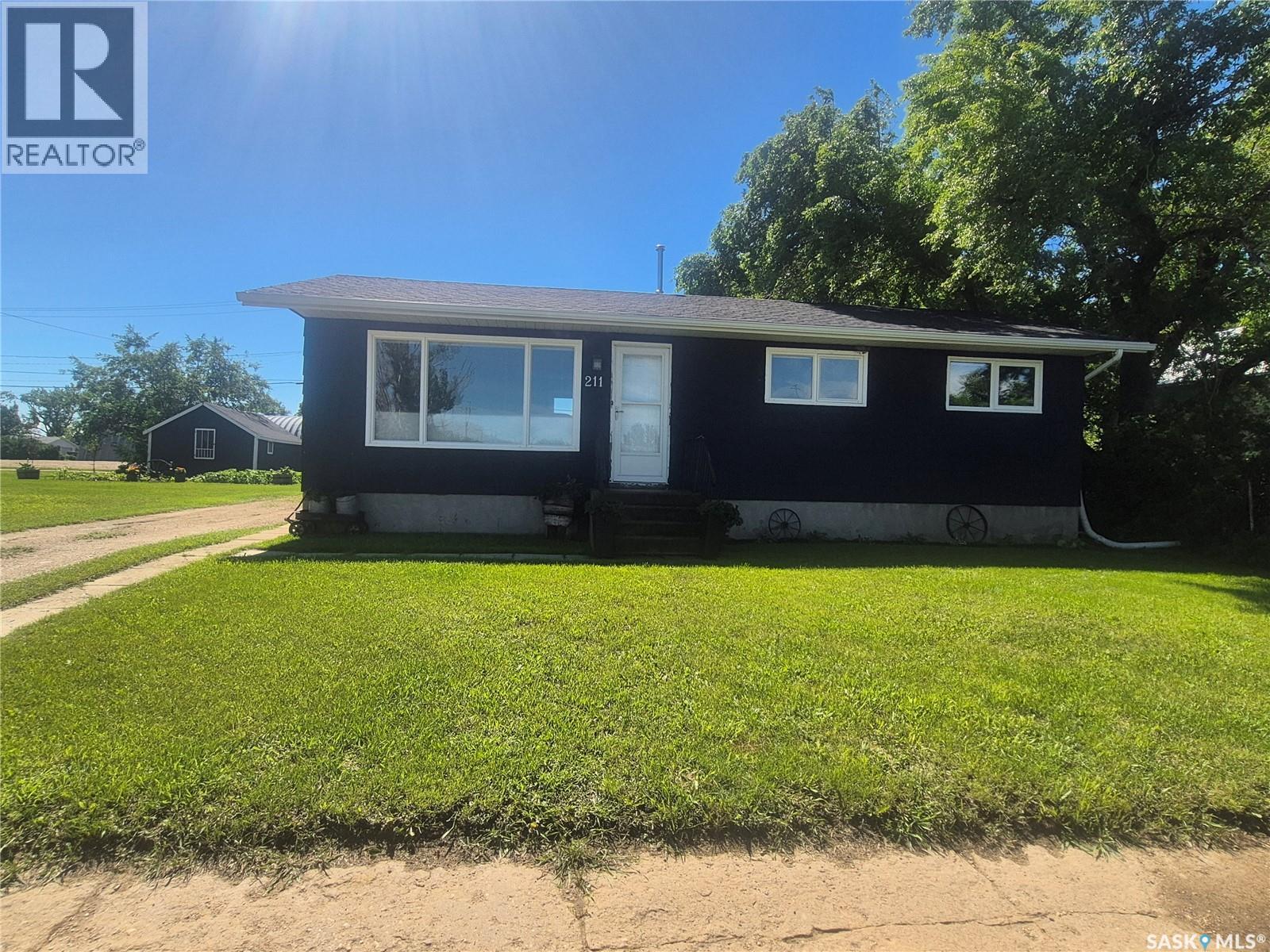 205 & 211 Main STREET, Ceylon, Saskatchewan