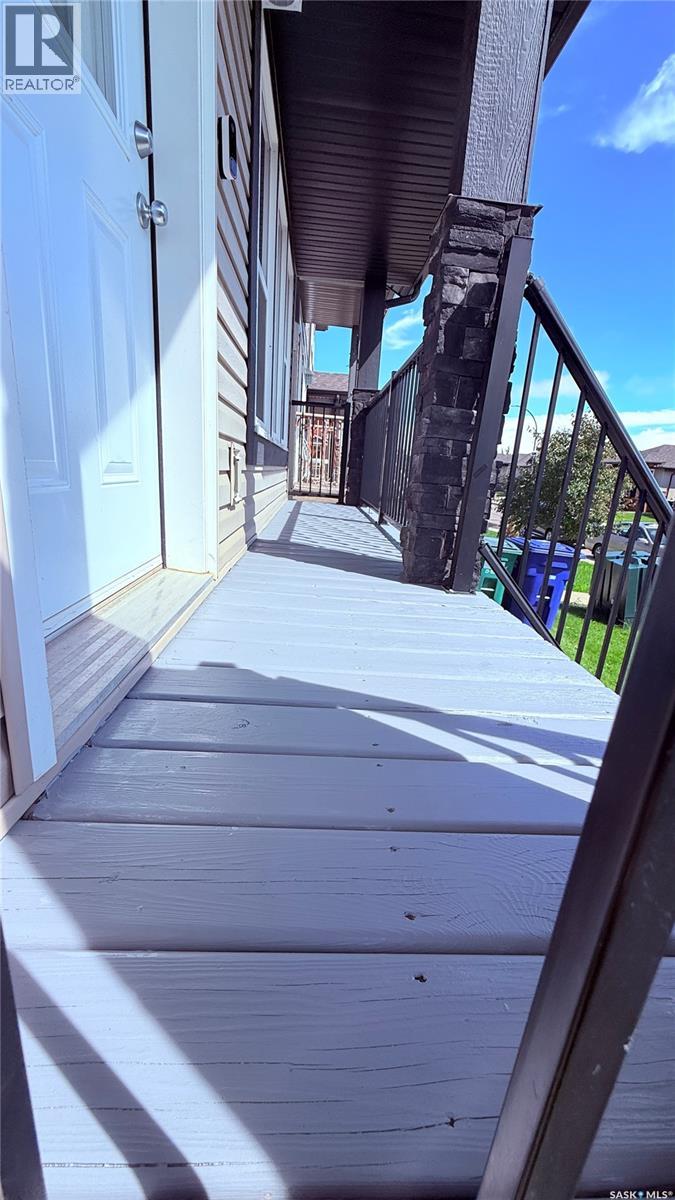 444 Coad Manor, Saskatoon, Saskatchewan  S7R 0K2 - Photo 4 - SK039828