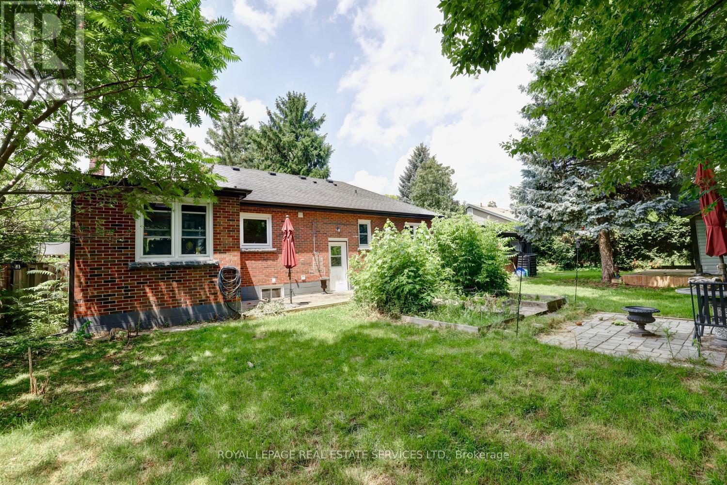 1028 Cedar Avenue, Burlington, Ontario L7T 2S1 - Photo 38 - W13520204