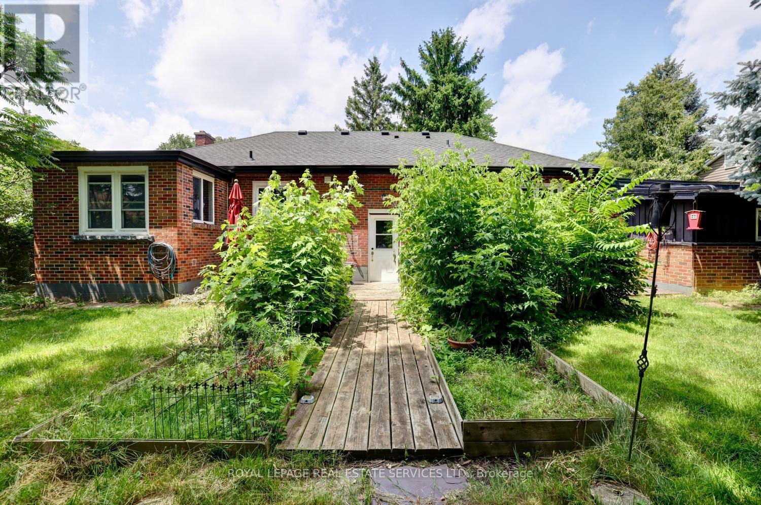 1028 Cedar Avenue, Burlington, Ontario L7T 2S1 - Photo 40 - W13520204