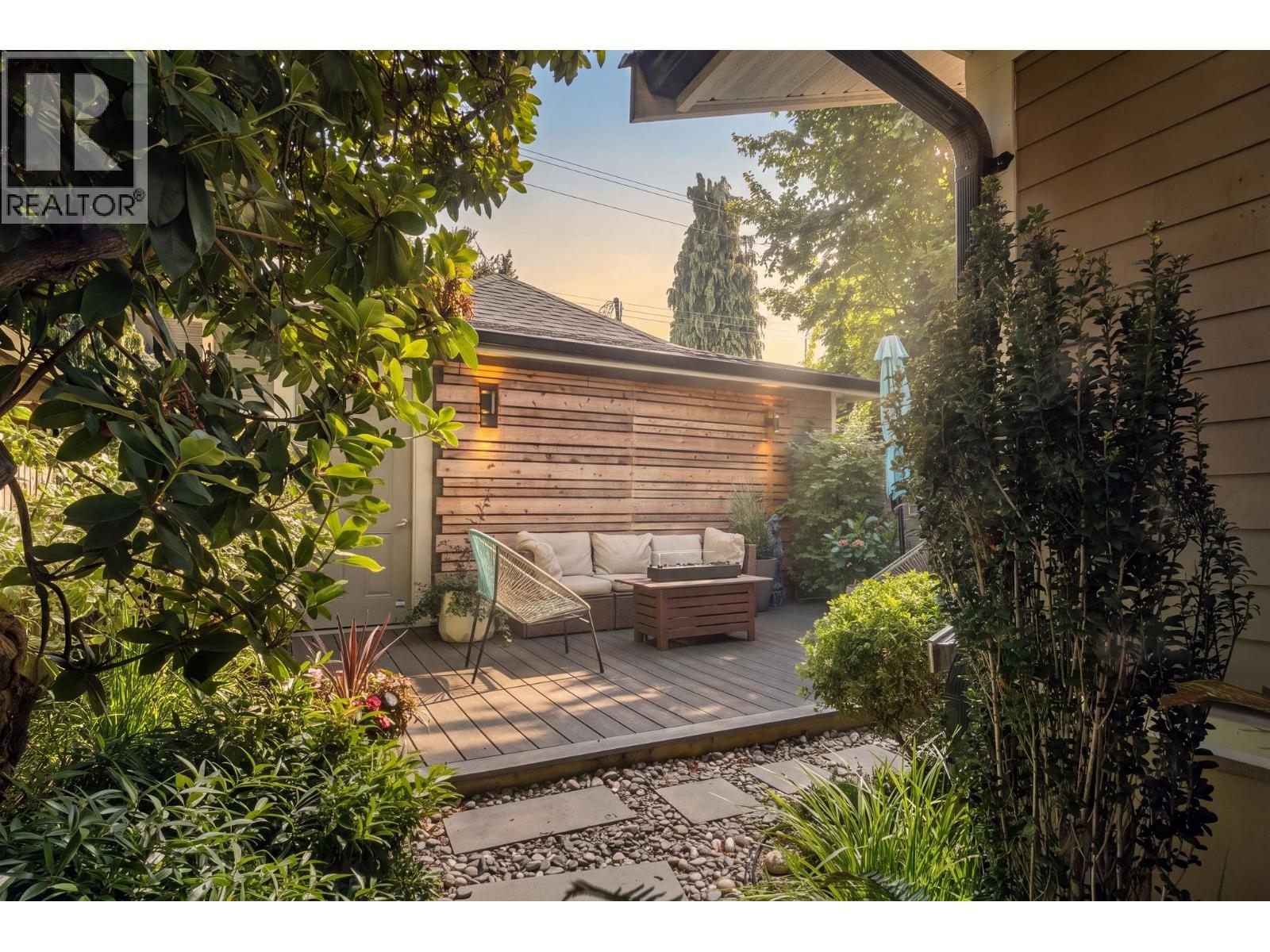 1372 E 10th Avenue, Vancouver, British Columbia  V5N 1X3 - Photo 16 - R3142093