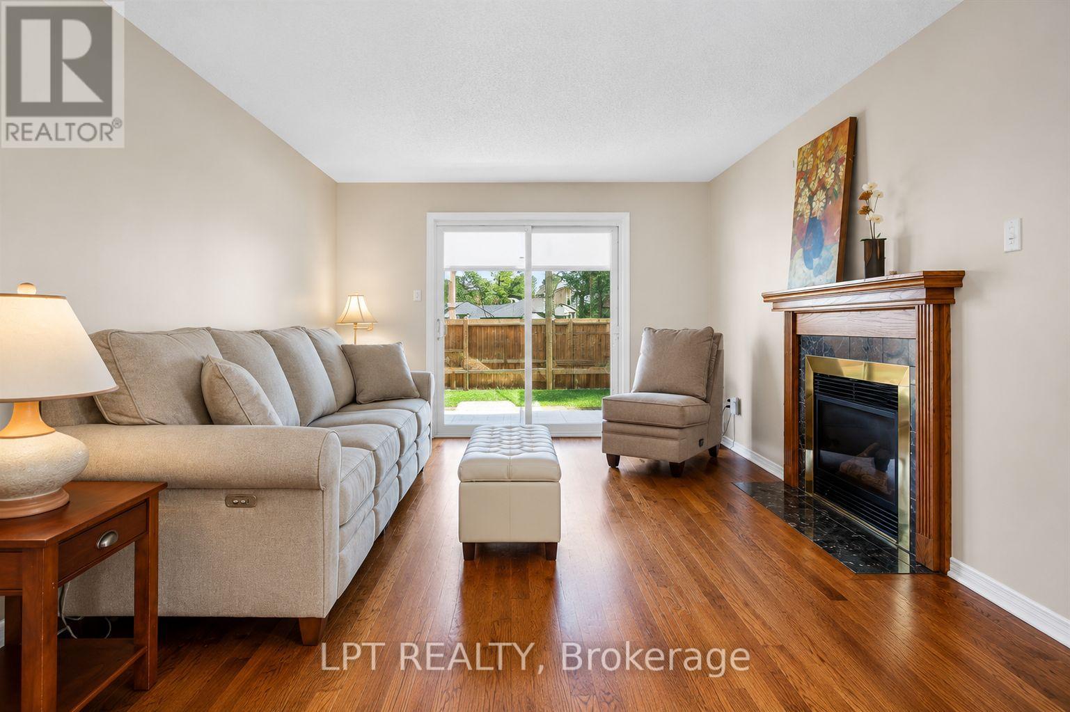 84 Newborough Crescent, Ottawa, Ontario  K2G 6A9 - Photo 5 - X13523318
