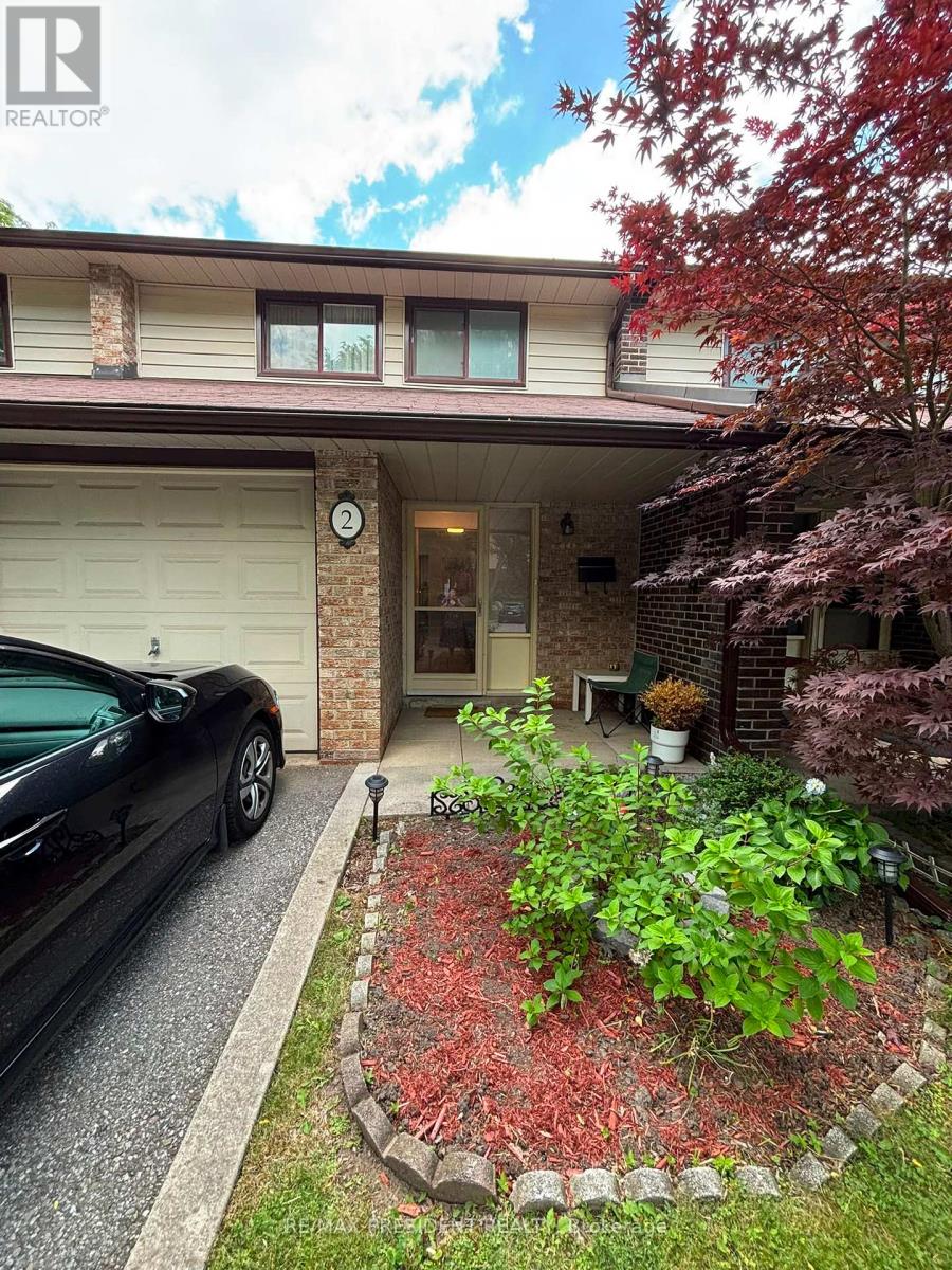 2 - 2020 South Millway, Mississauga, Ontario  L5L 1K2 - Photo 2 - W13523298