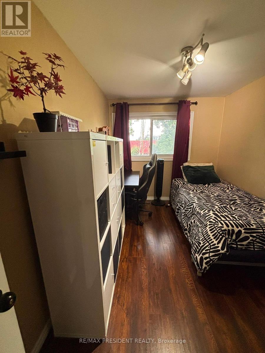 2 - 2020 South Millway, Mississauga, Ontario  L5L 1K2 - Photo 25 - W13523298