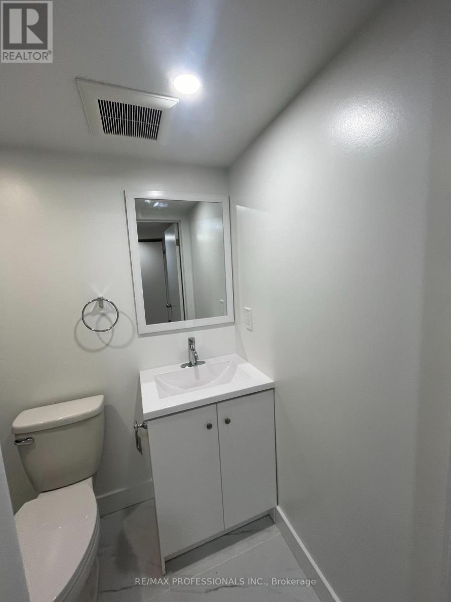 41 Tavistock Road, Toronto, Ontario M3M 2N5 - Photo 5 - W13523310