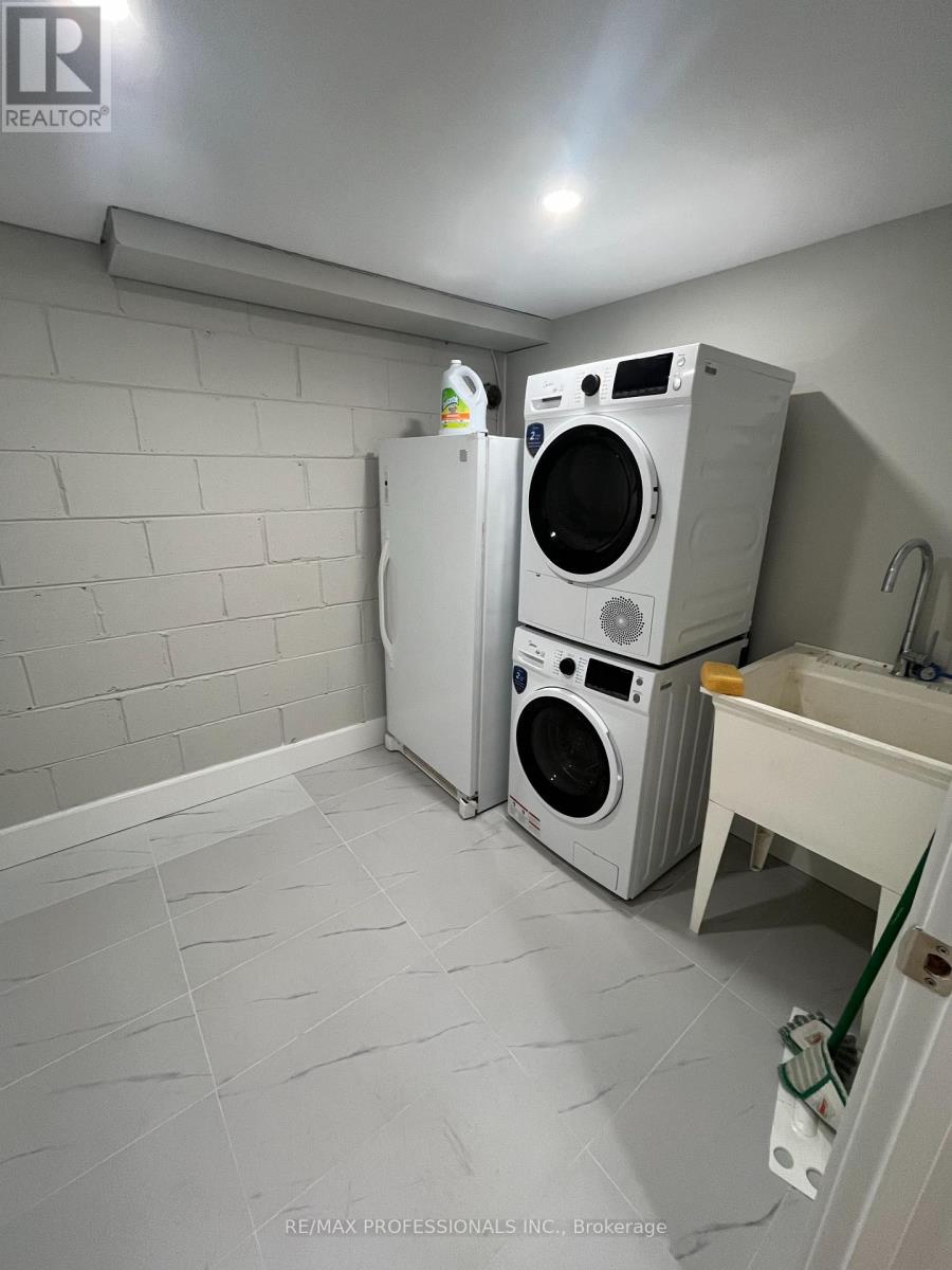 41 Tavistock Road, Toronto, Ontario M3M 2N5 - Photo 7 - W13523310