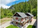 3240 Roncastle Road, Blind Bay, BC V0E 1H1