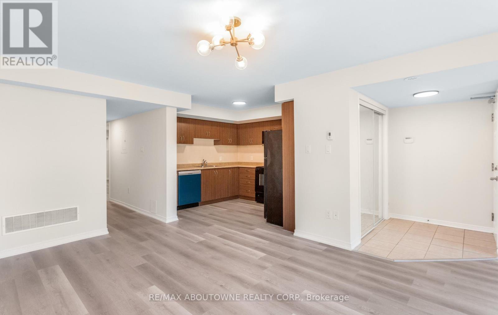 1 - 2441 Greenwich Drive, Oakville, Ontario  L6M 0S3 - Photo 14 - W13513324
