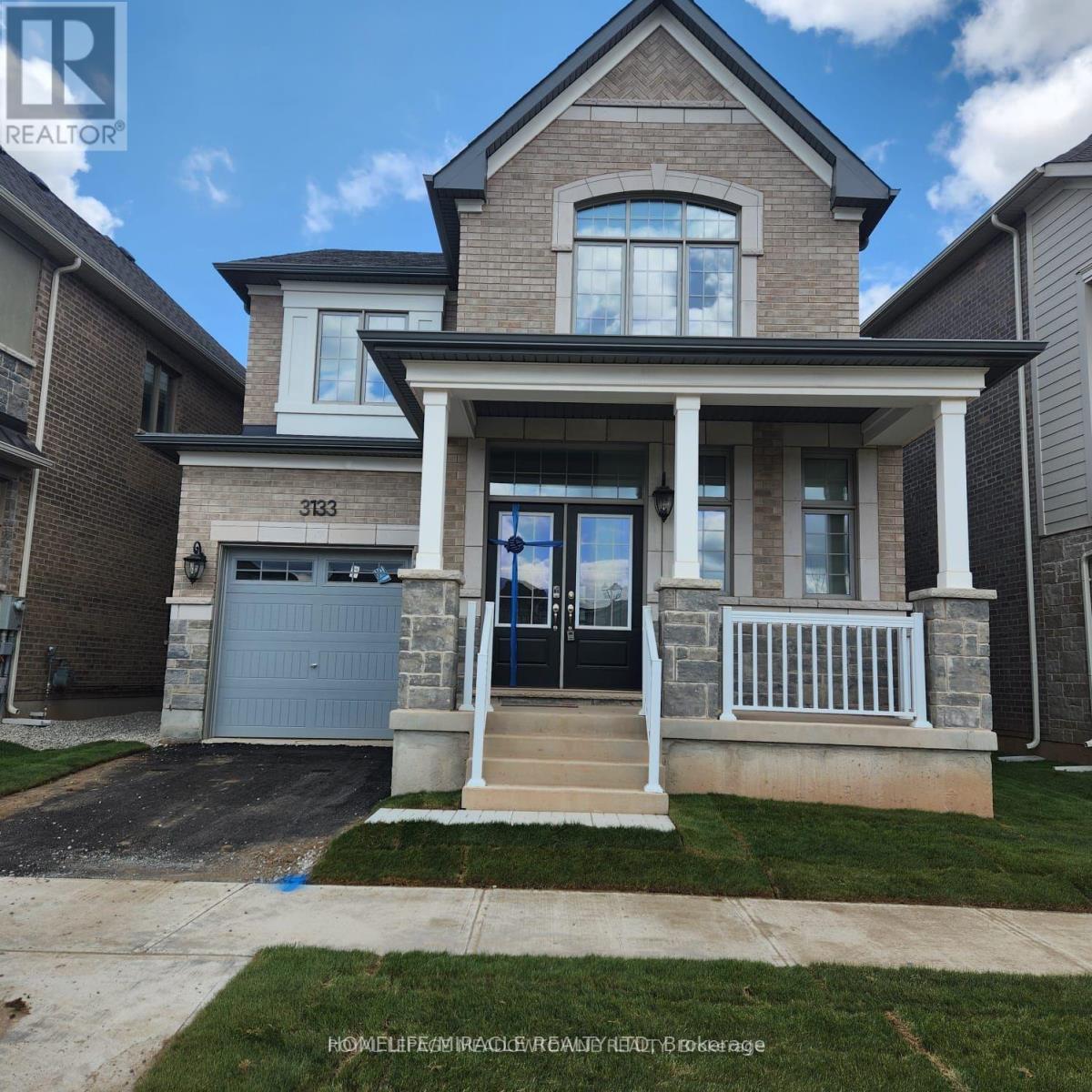 3133 MOSS GARDENS, Oakville, Ontario