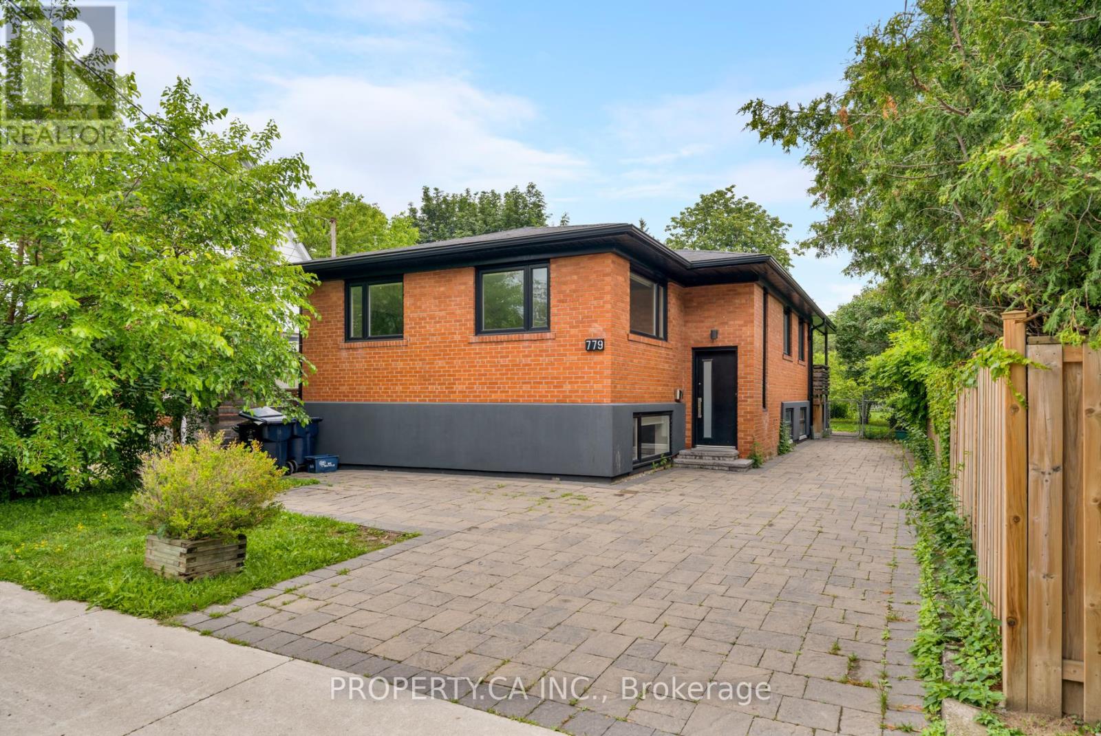 779 WILLOWDALE AVENUE, Toronto, Ontario