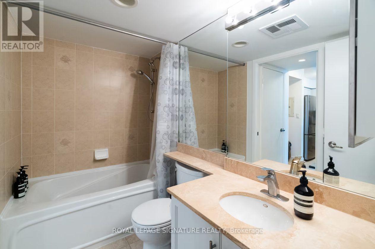 3907 - 210 Victoria Street, Toronto, Ontario  M5B 2R3 - Photo 10 - C13523516