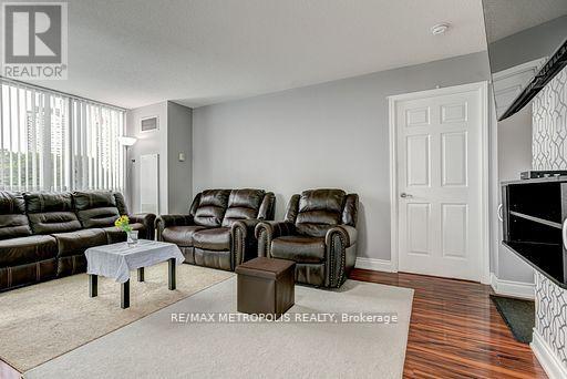 609 - 88 Grangeway Avenue, Toronto, Ontario  M1H 0A2 - Photo 5 - E13523432