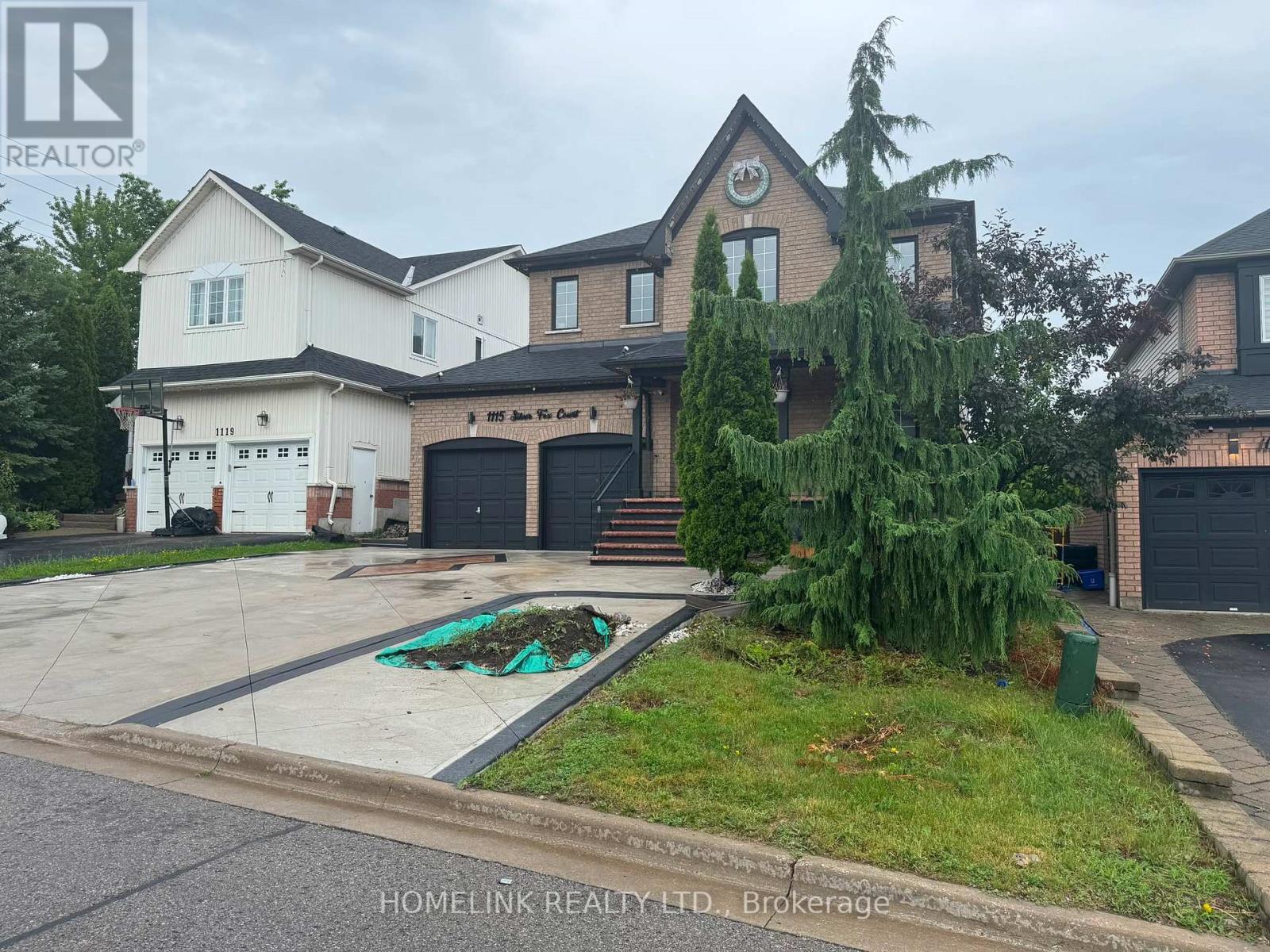 1115 Silverfox Court, Oshawa, Ontario  L1K 2T9 - Photo 3 - E13523484
