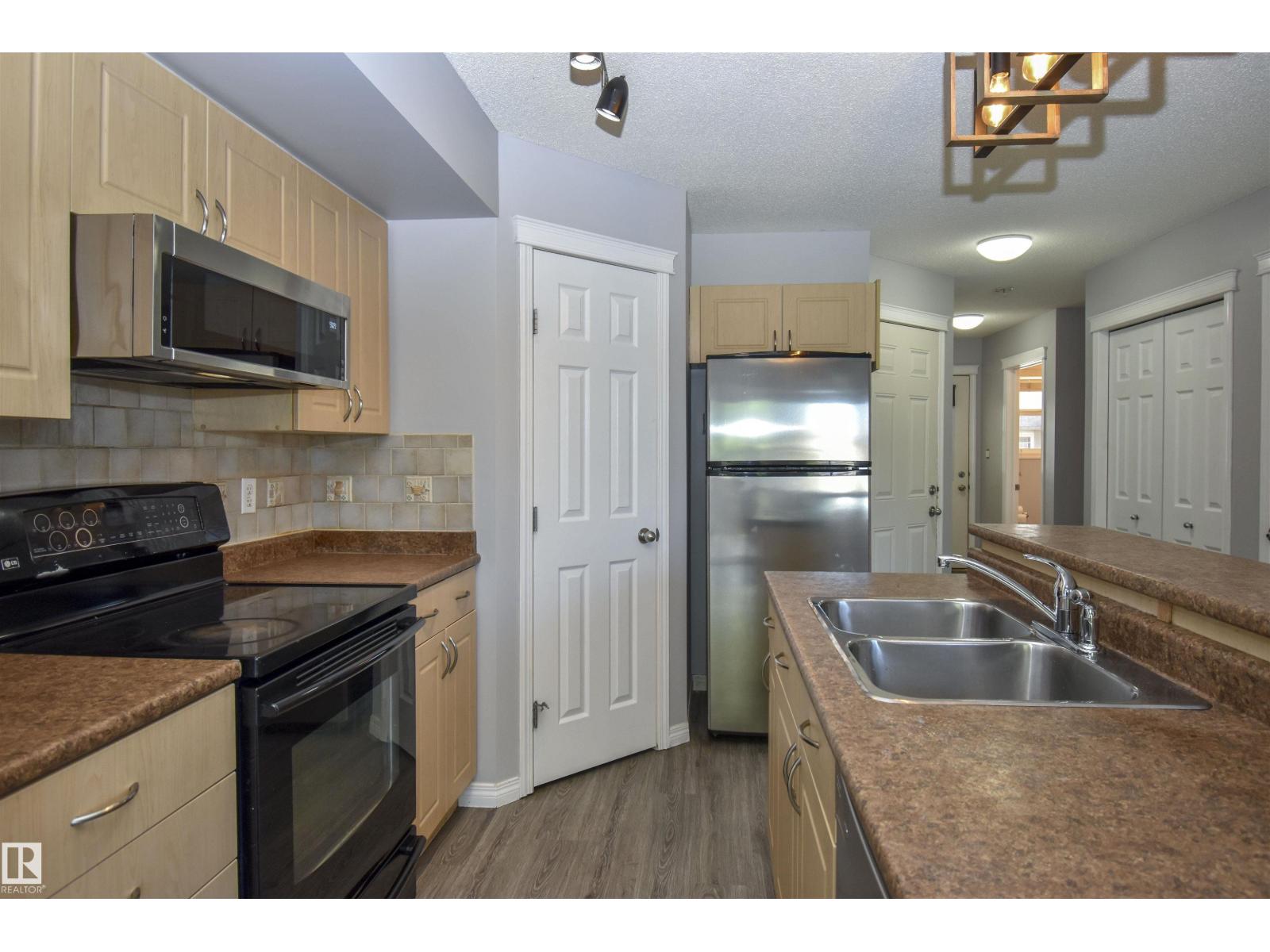 72 Hartwick Ld, Spruce Grove, Alberta  T7X 0A5 - Photo 6 - E4497152