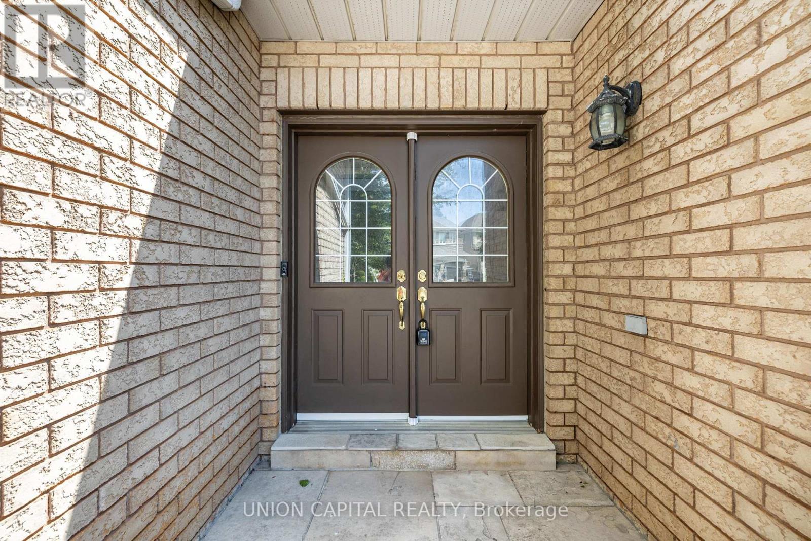 75 Langtry Place, Vaughan, Ontario  L4J 8L6 - Photo 4 - N13523428
