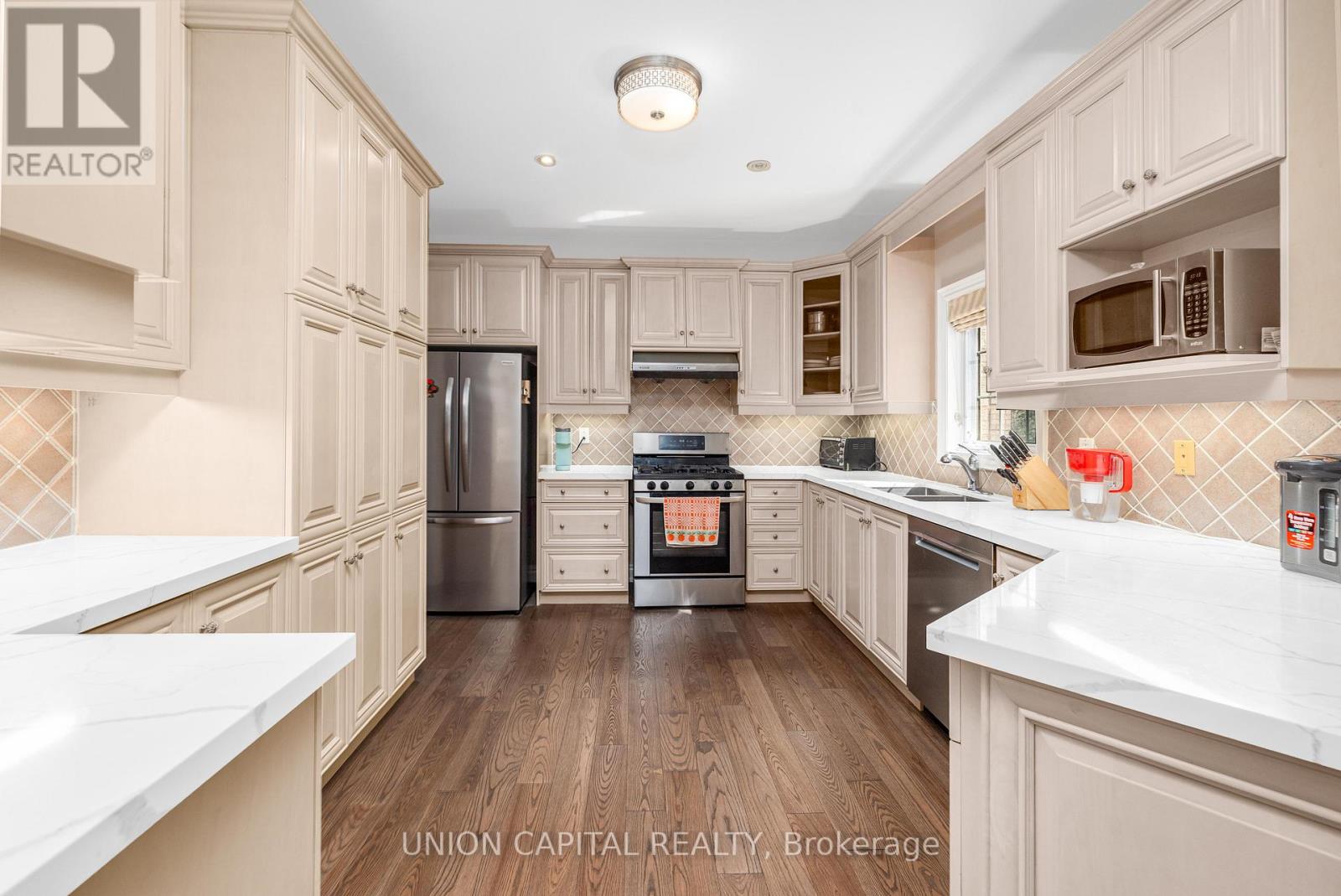 75 Langtry Place, Vaughan, Ontario  L4J 8L6 - Photo 9 - N13523428