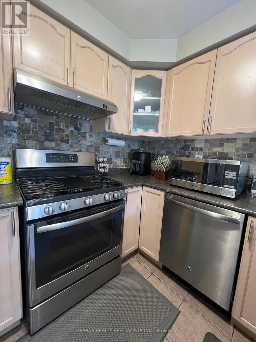 860 Luxton Drive, Milton, Ontario  L9T 6Y4 - Photo 18 - W13422030