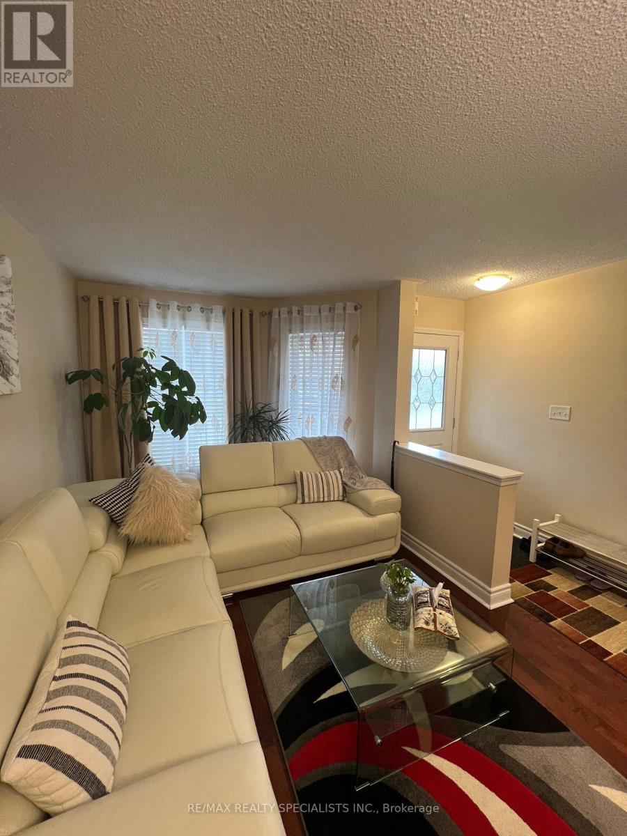 860 Luxton Drive, Milton, Ontario  L9T 6Y4 - Photo 9 - W13422030