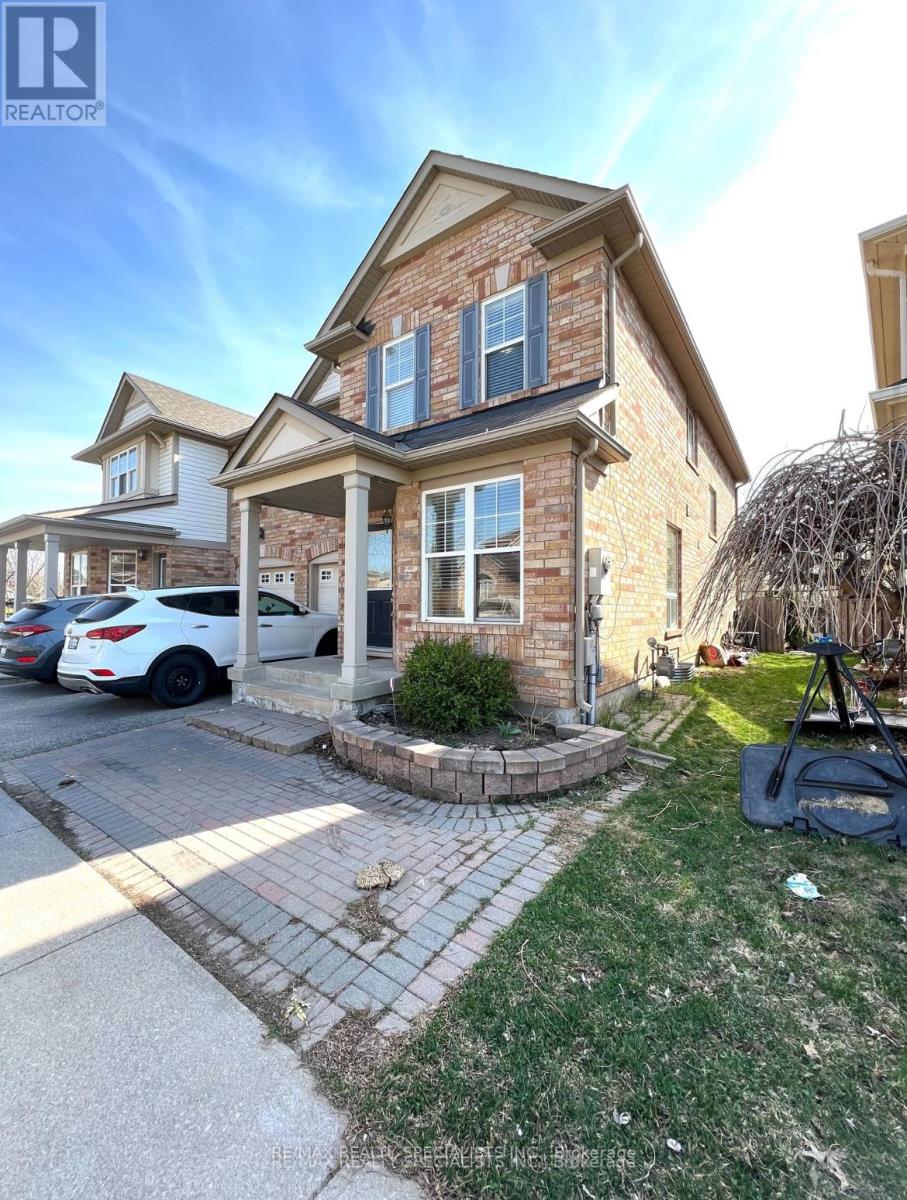 860 Luxton Drive, Milton, Ontario  L9T 6Y4 - Photo 5 - W13422030