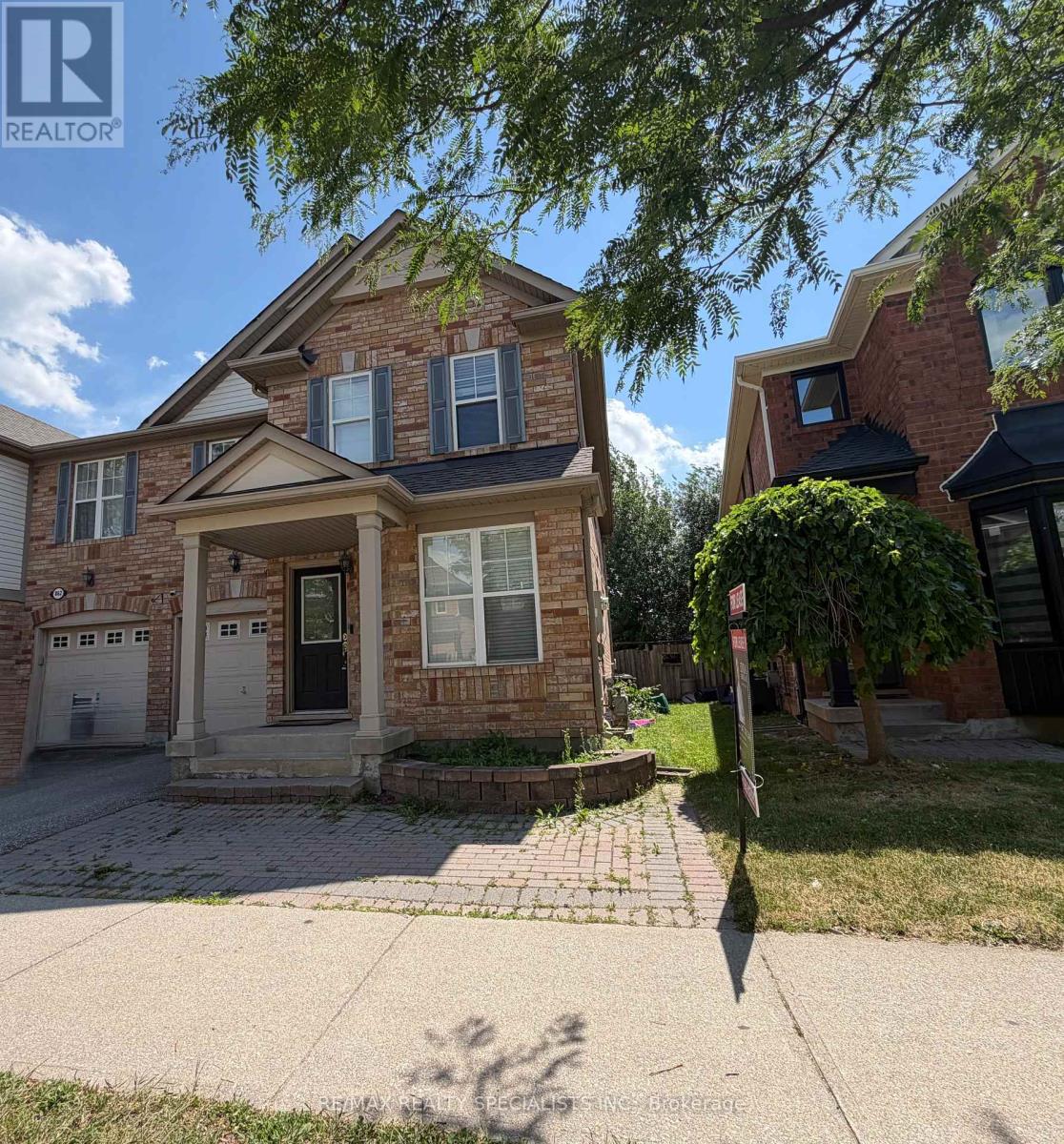 860 Luxton Drive, Milton, Ontario  L9T 6Y4 - Photo 2 - W13422030