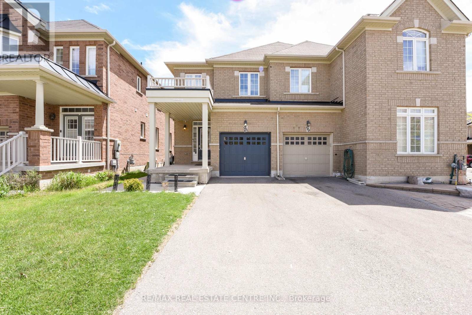 682 Megson Terrace, Milton, Ontario  L9T 8K4 - Photo 1 - W13523430