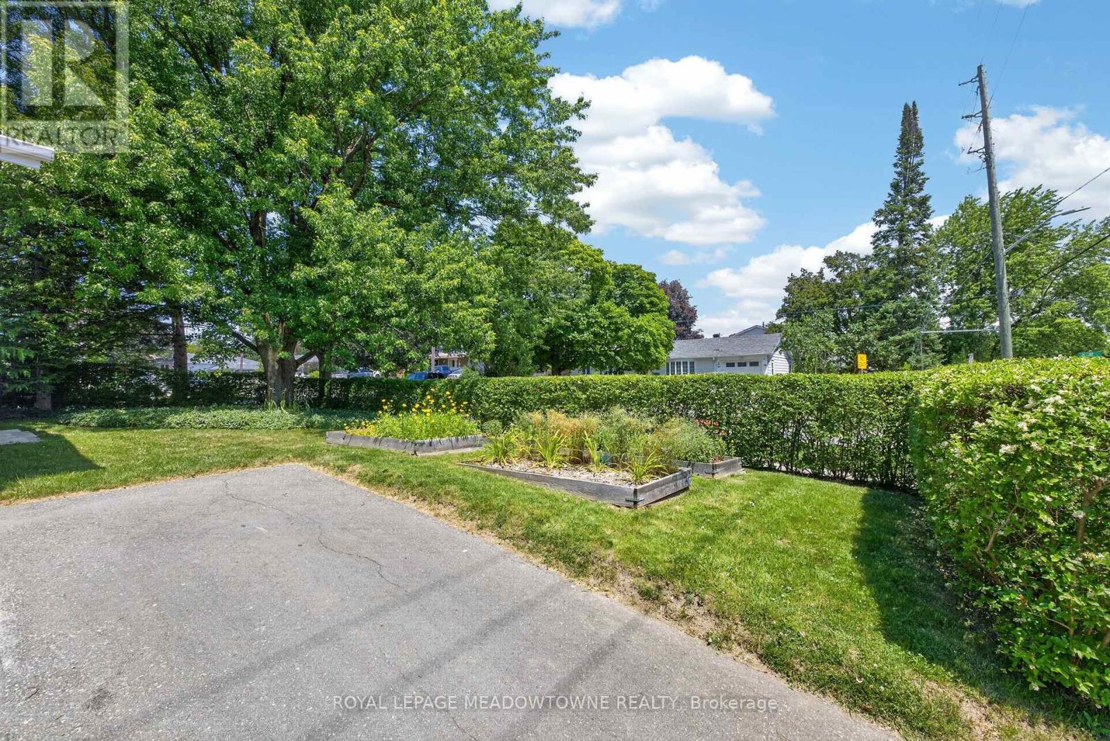 377 Delrex Boulevard, Halton Hills, Ontario  L7G 4H6 - Photo 31 - W13523442