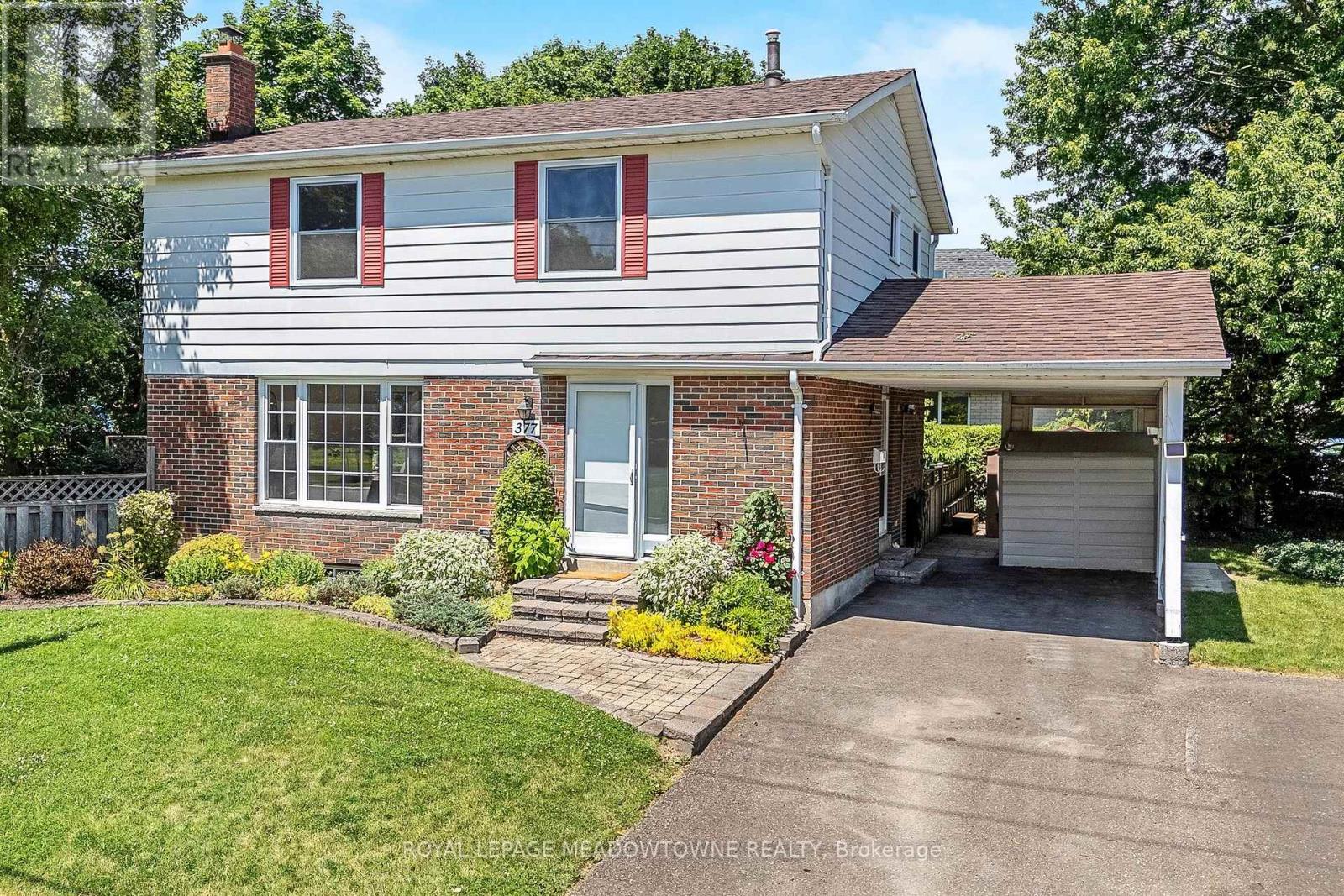 377 Delrex Boulevard, Halton Hills, Ontario  L7G 4H6 - Photo 4 - W13523442