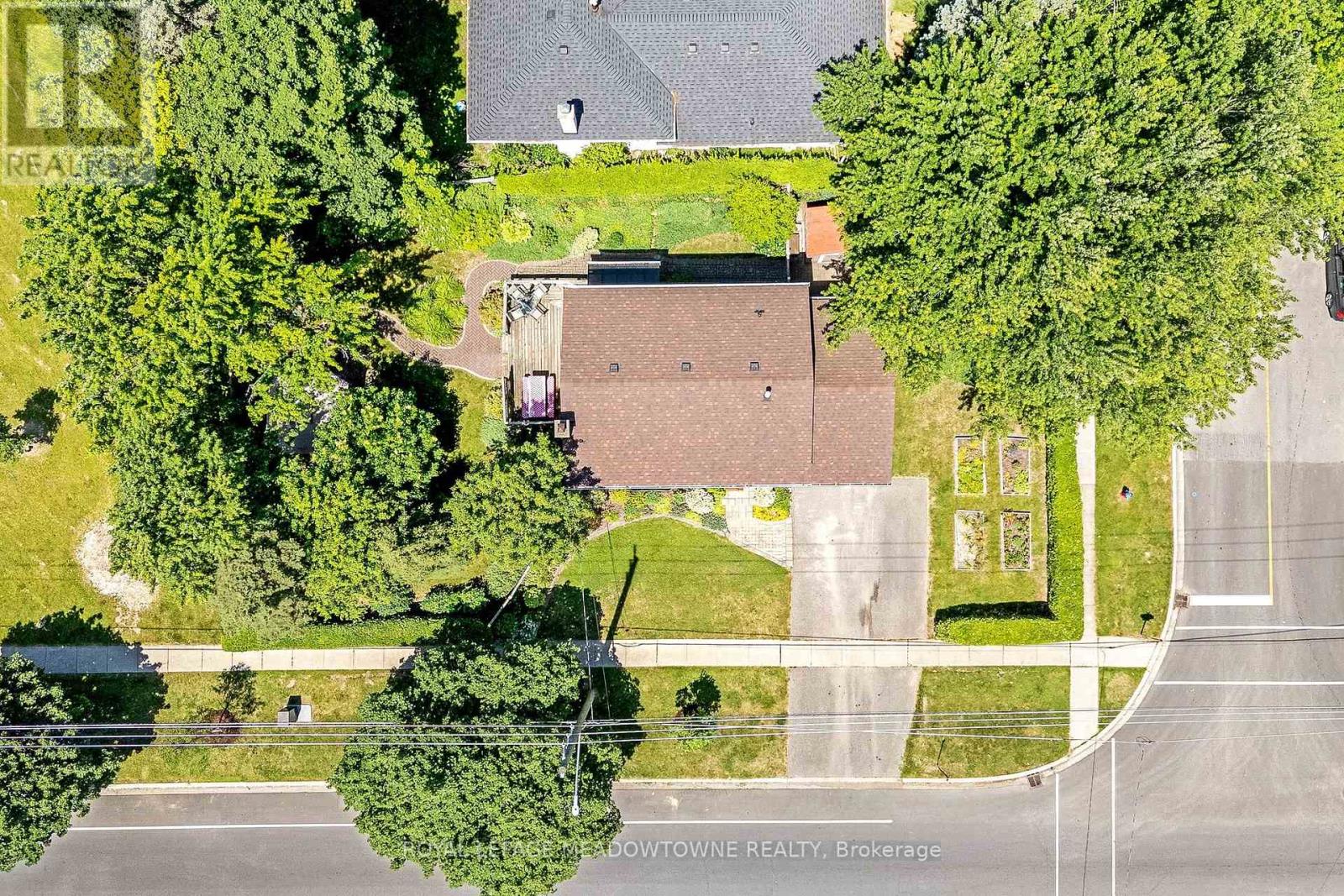 377 Delrex Boulevard, Halton Hills, Ontario  L7G 4H6 - Photo 43 - W13523442