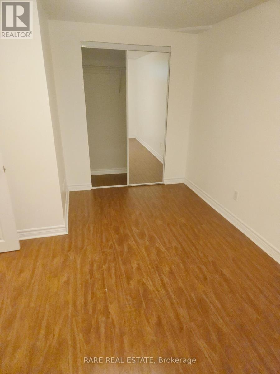 4594 Bismark Crescent, Mississauga, Ontario  L5R 1J8 - Photo 4 - W13523456