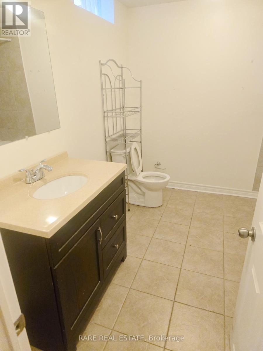 4594 Bismark Crescent, Mississauga, Ontario  L5R 1J8 - Photo 9 - W13523456
