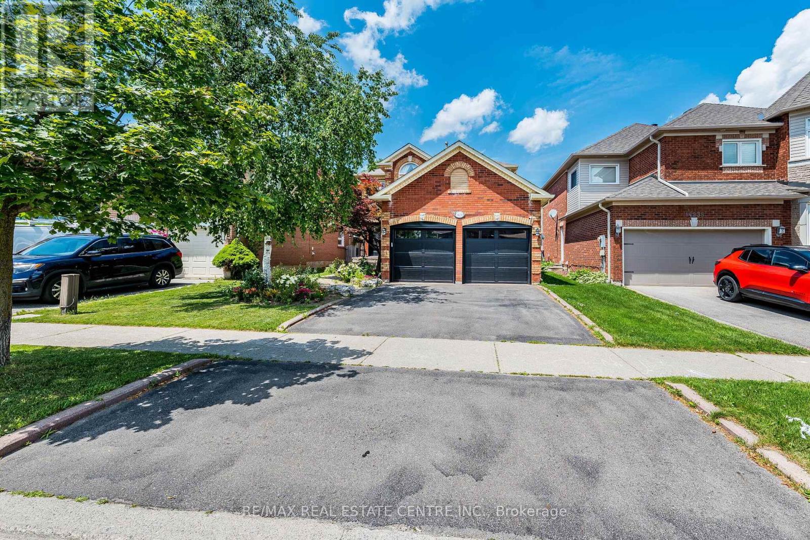 14231 Argyll Road, Halton Hills, Ontario  L7G 5P9 - Photo 2 - W13523462