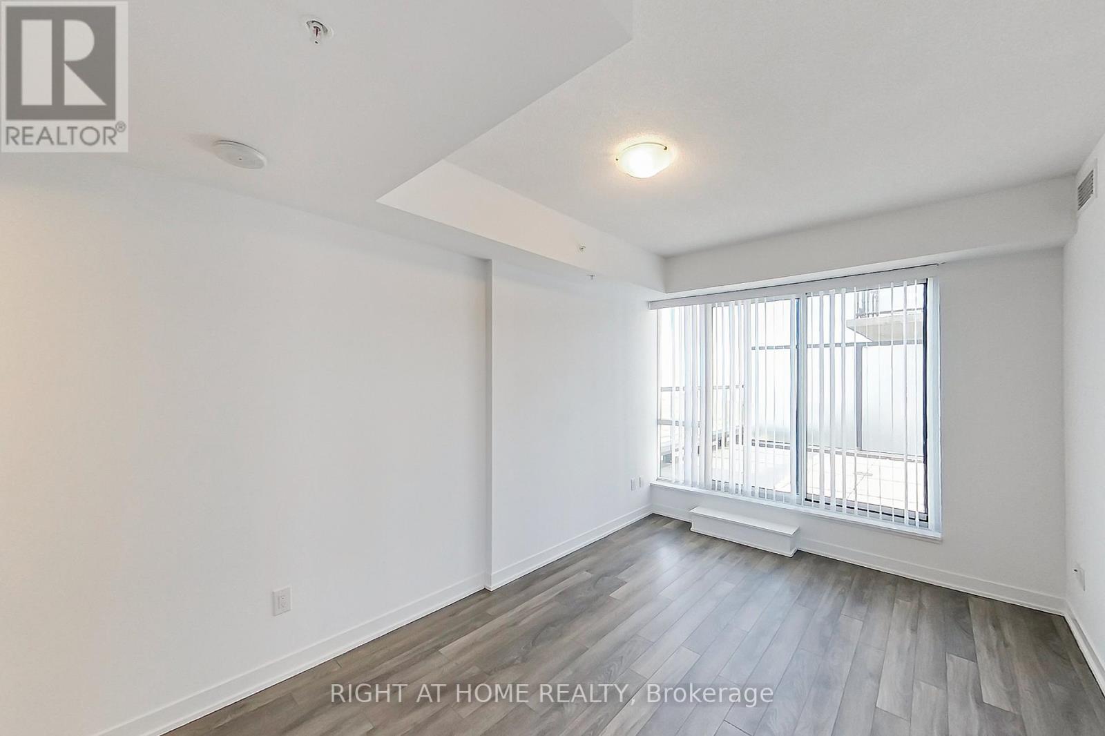 1001 - 550 North Service Road, Grimsby, Ontario  L3M 0H9 - Photo 11 - X13523434