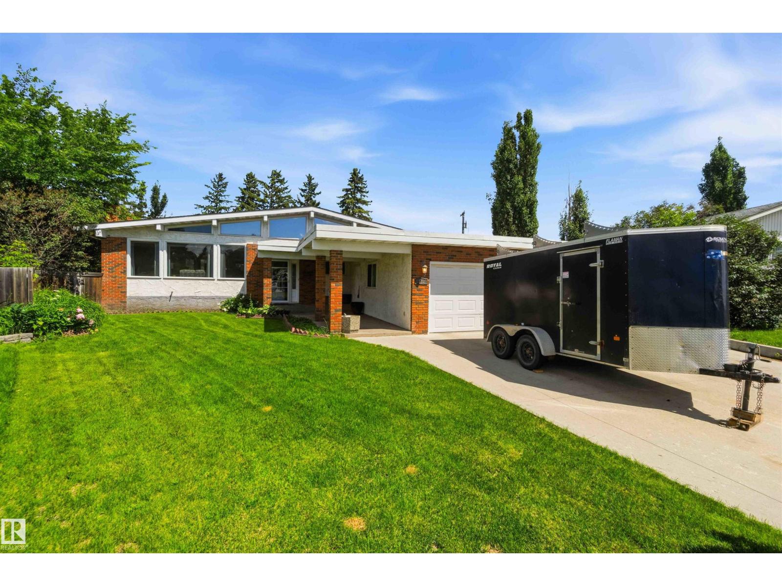 13121 122 St NW, Edmonton, Alberta  T5L 0G2 - Photo 2 - E4496599