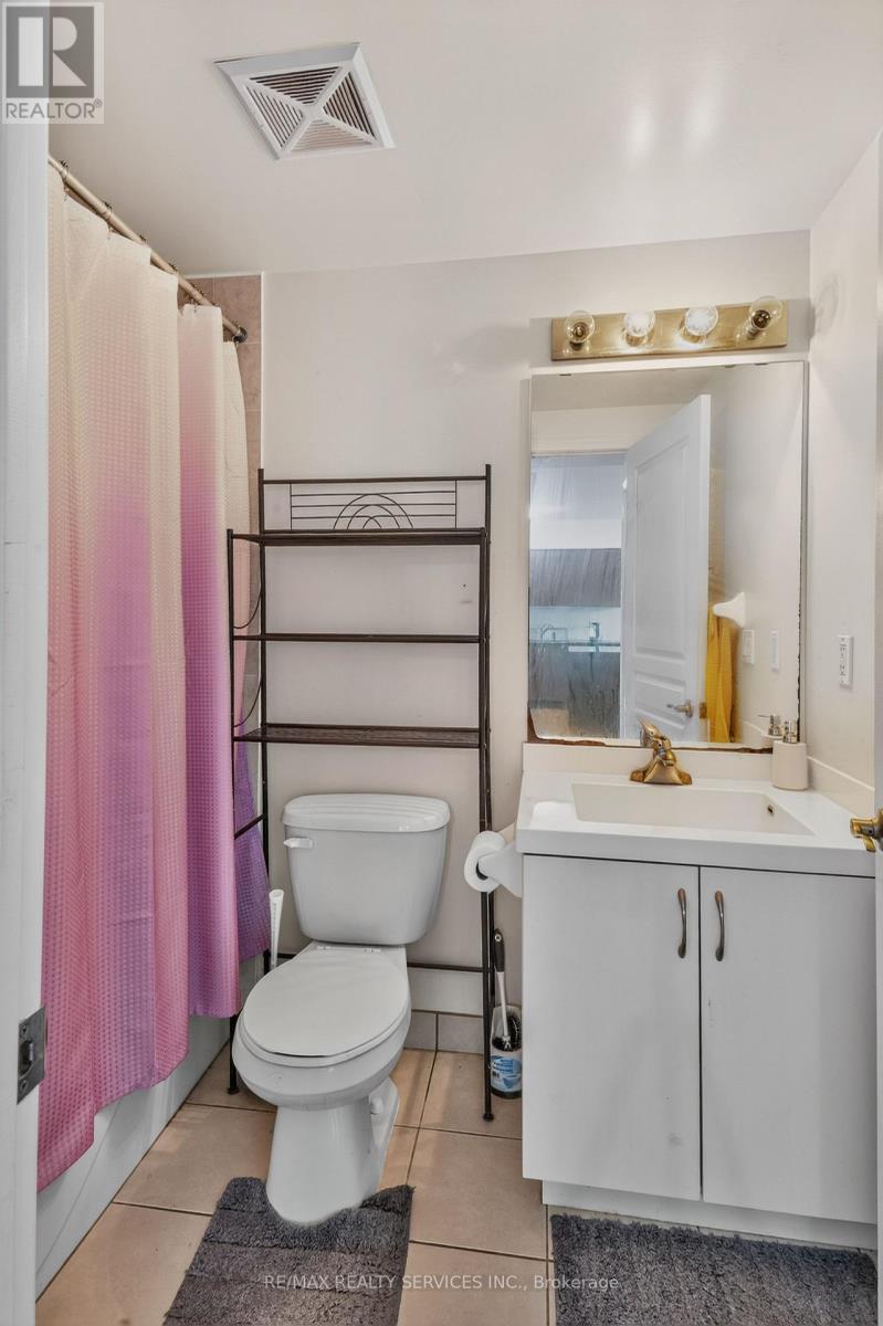 2405 - 2230 Lakeshore Boulevard W, Toronto, Ontario  M8V 0B2 - Photo 17 - W13523404