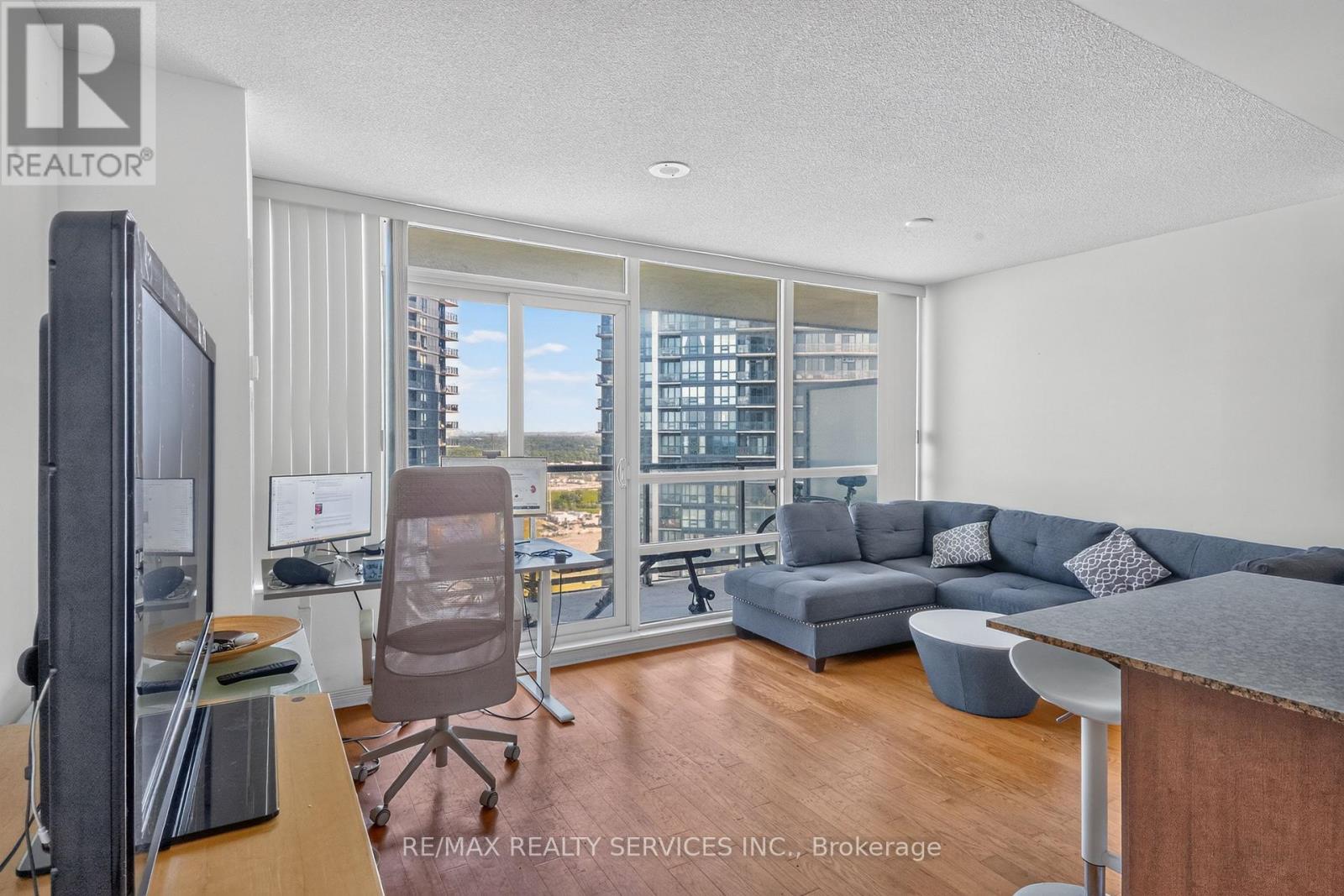 2405 - 2230 Lakeshore Boulevard W, Toronto, Ontario  M8V 0B2 - Photo 5 - W13523404