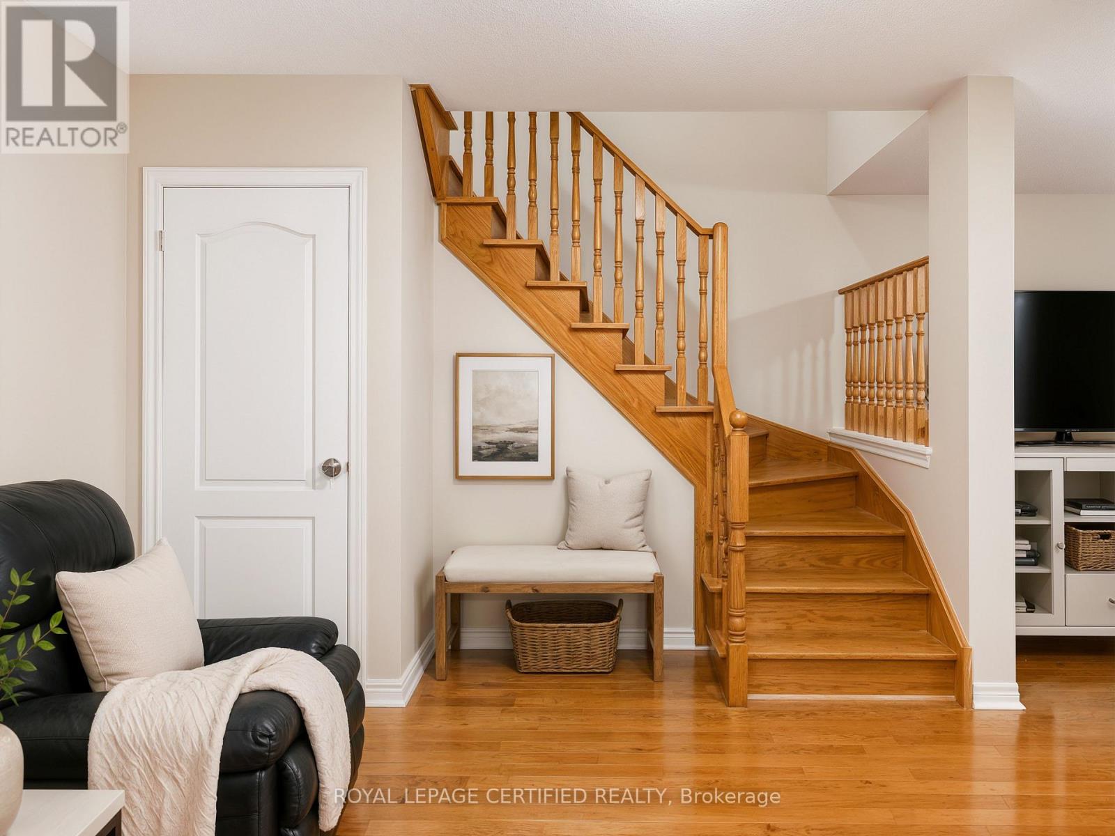 7177 Village Walk, Mississauga, Ontario  L5W 1X2 - Photo 6 - W13523494