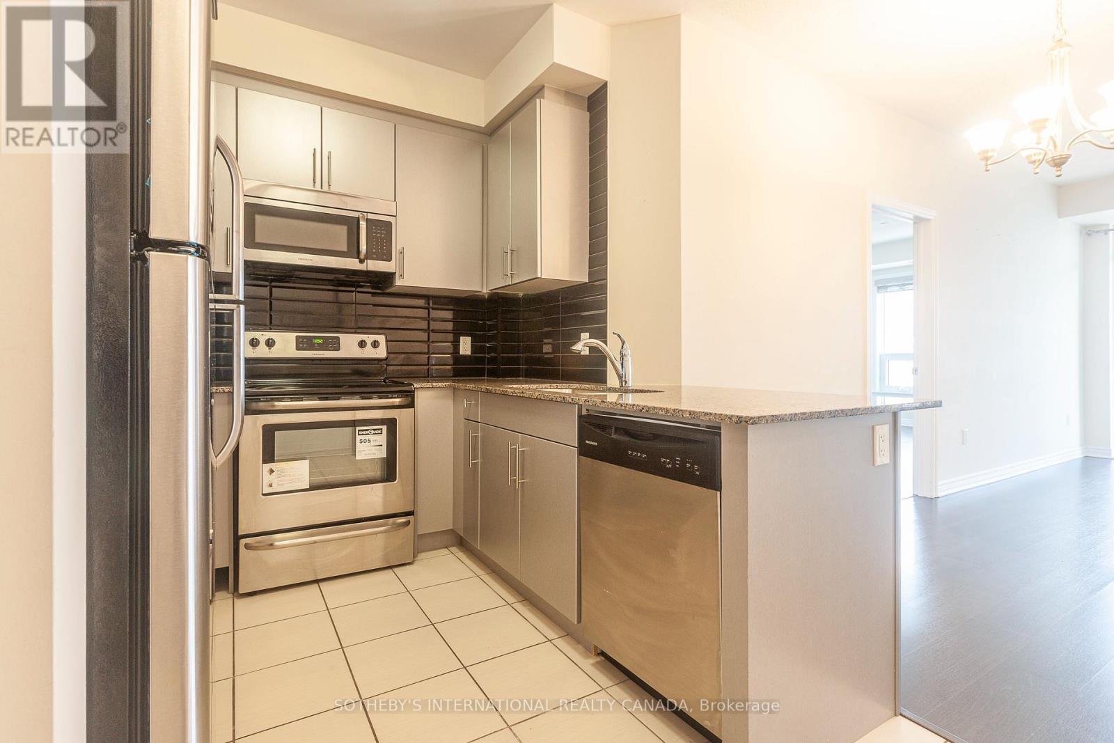 315 - 216 Oak Park Boulevard, Oakville, Ontario  L6H 0K3 - Photo 10 - W13523530