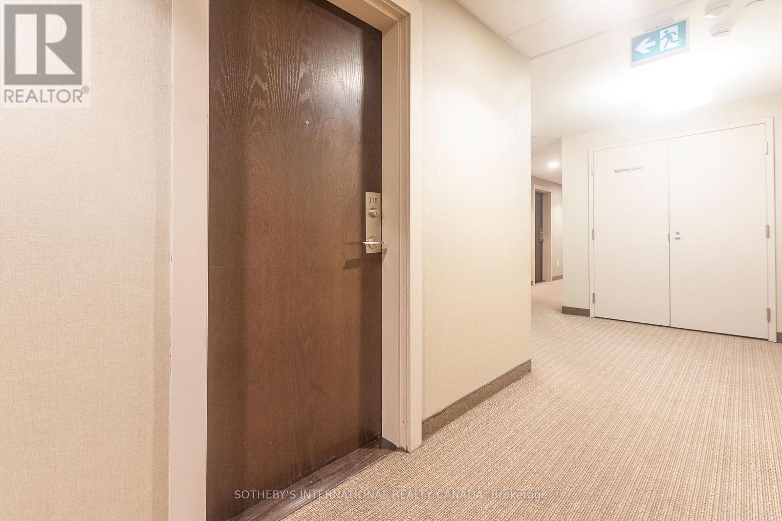 315 - 216 Oak Park Boulevard, Oakville, Ontario  L6H 0K3 - Photo 6 - W13523530