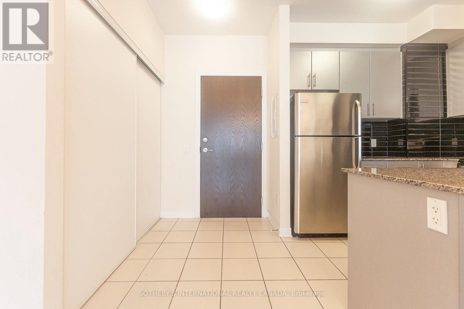315 - 216 Oak Park Boulevard, Oakville, Ontario  L6H 0K3 - Photo 8 - W13523530