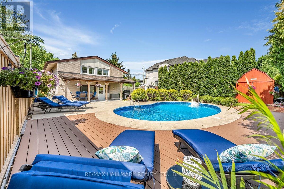 433 SEABOURNE DRIVE, Oakville, Ontario